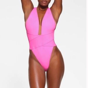 Skims Recycled Swim Cut Out Plunge Monokini NWT RARE Taffy Pink
